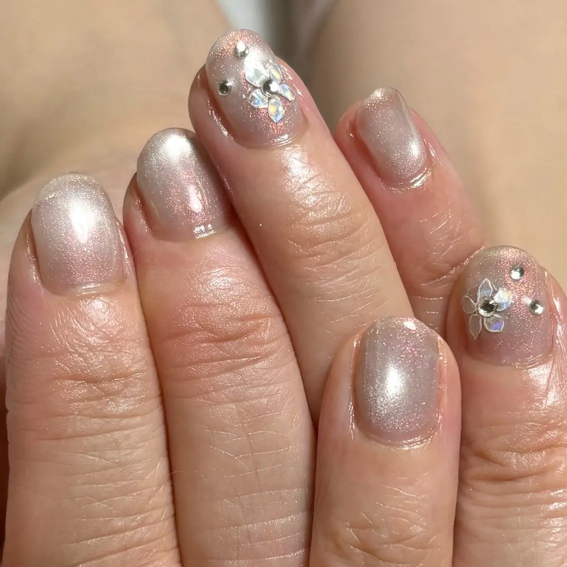 ネイル ハンドネイル WHITE NAIL 鳳店AYUMIのネイルデザイン