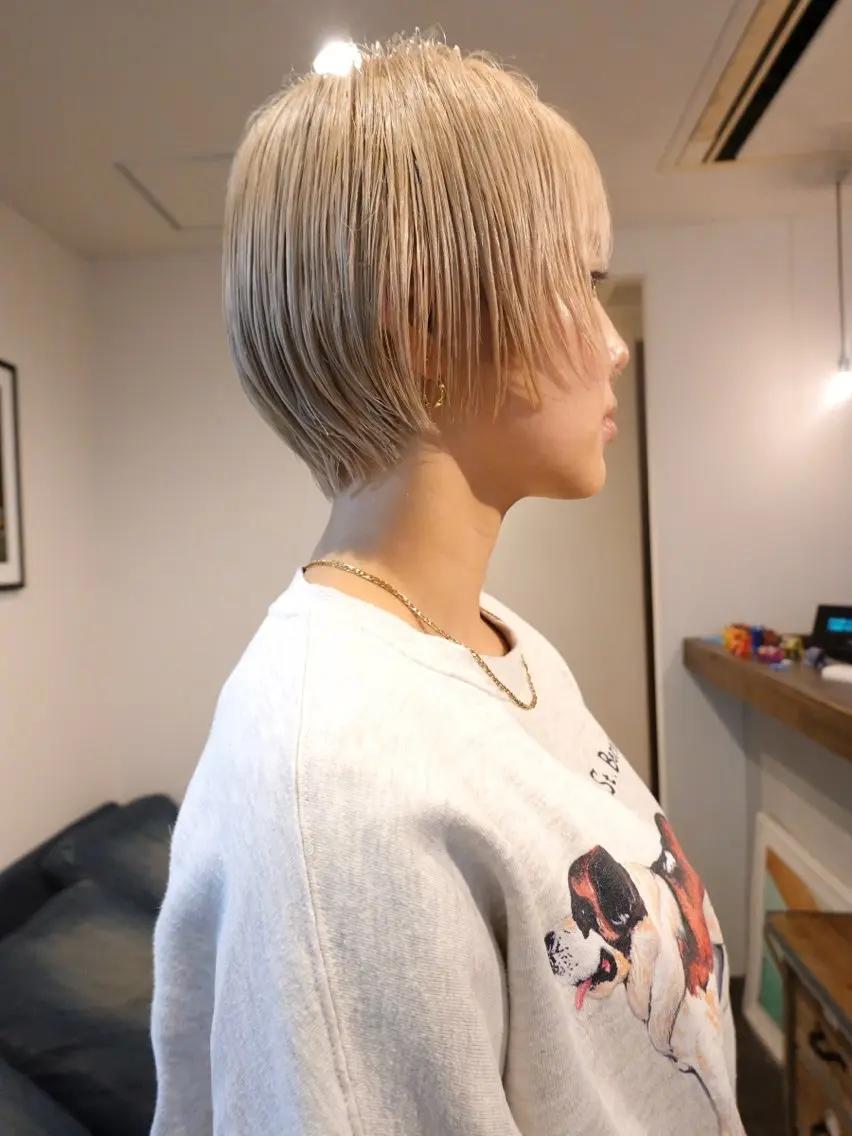 ショート カット ヘアカラー 西原 大智のヘアスタイル