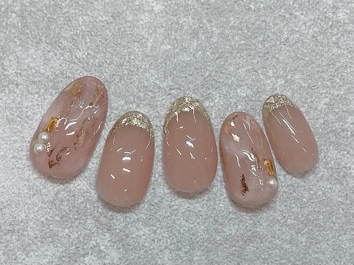 ネイル フレンチネイル ガラスフレンチ キラキラネイル nail salon Aymのネイルデザイン