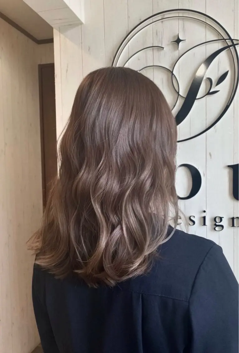 セミロング カラー カット ヘアカラー トリートメント ✨️icou RYOMA✨️のヘアスタイル