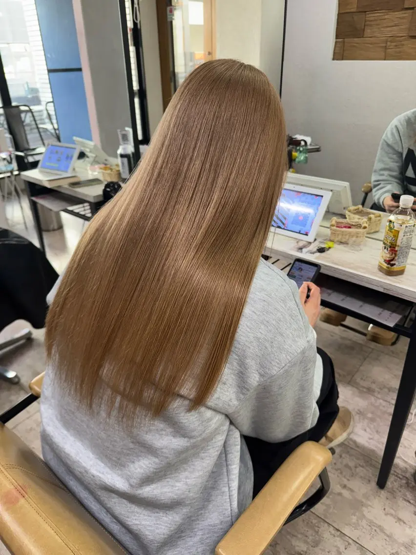 ロング カラー ヘアカラー トリートメント 🍒Nagisa 🍒のヘアスタイル