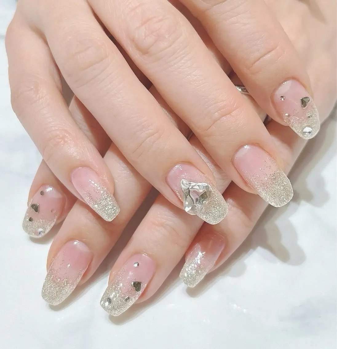 ネイル 持ち込み ネイルサロン Belleのネイルデザイン
