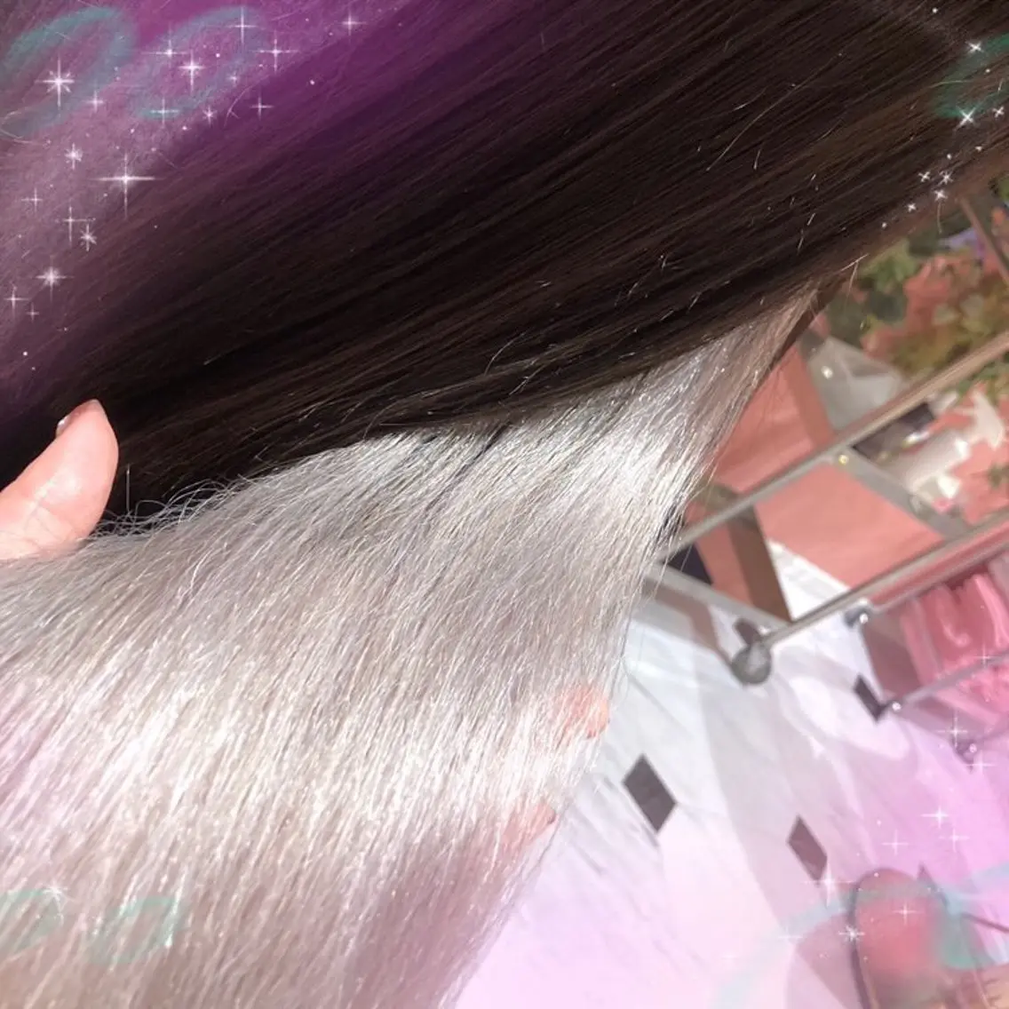 ロング カラー ビューティサロン ミルクのヘアスタイル