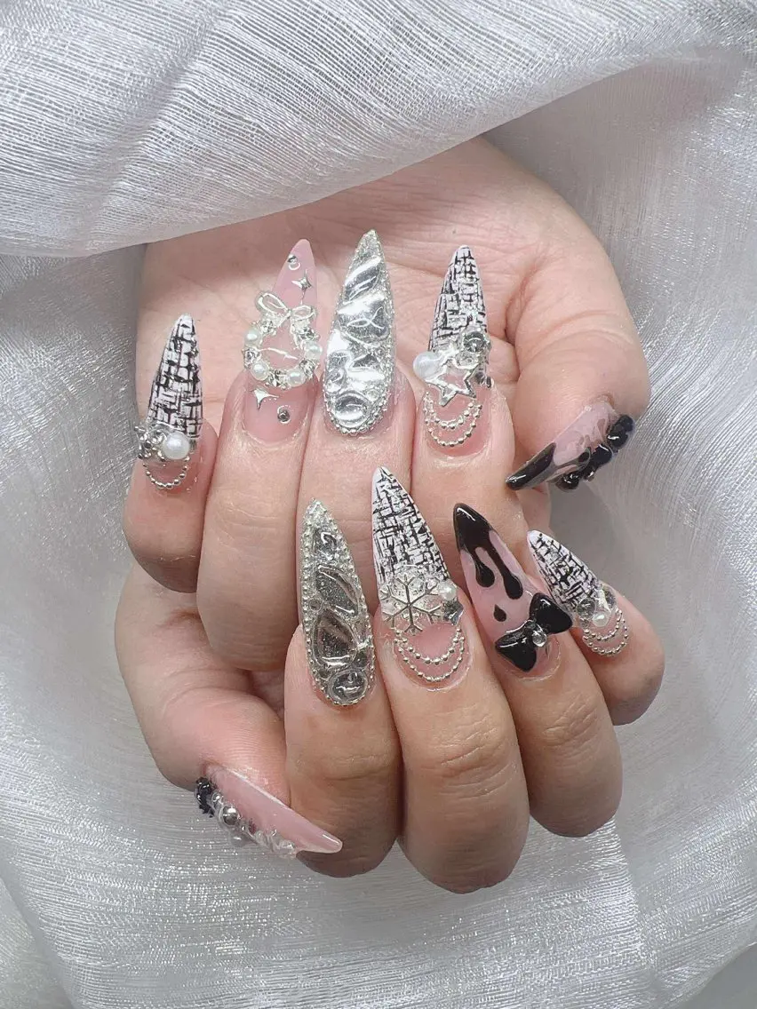 ネイル 長さ出し グラデーション 卒業式 キラキラネイル マグネットネイル ハンドネイル Lee Nailsのネイルデザイン