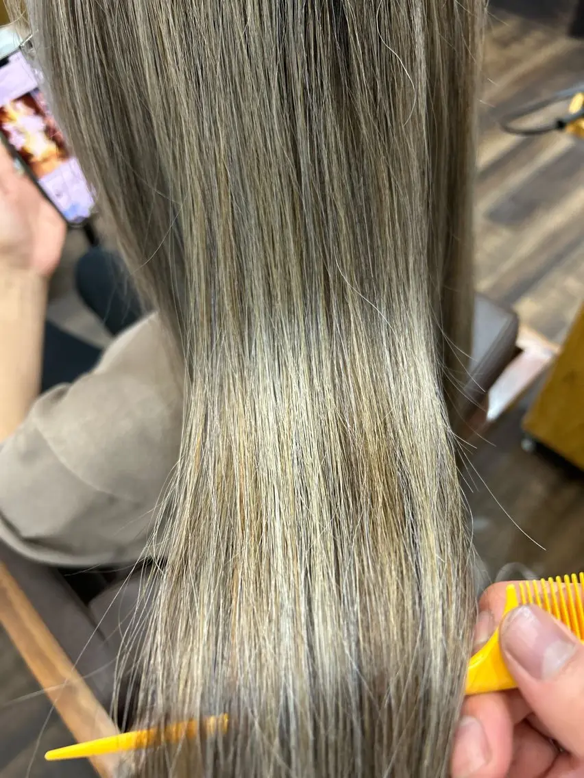 ロング カラー ハイライトカラー ハイライト フルヤ タクミのヘアスタイル