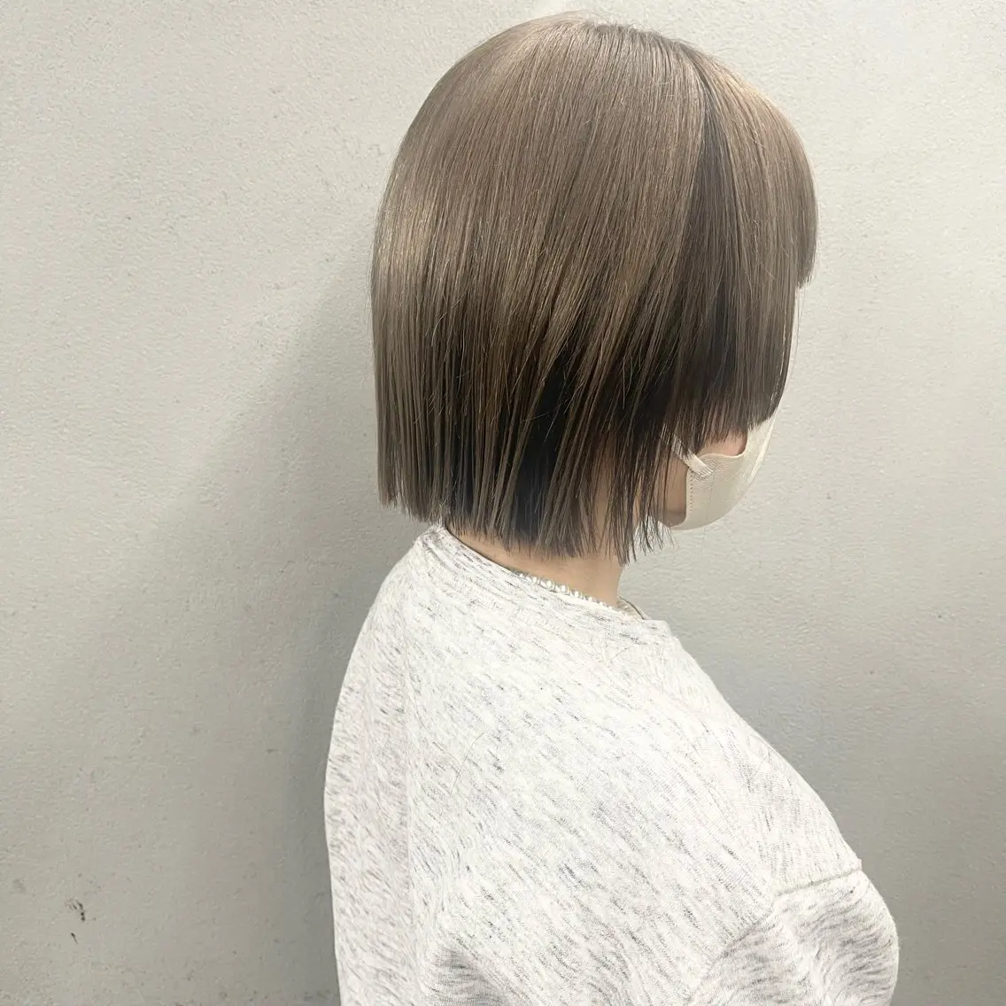 ショート ツートーンカラー ボブ 柏 ウルフ/レイヤー 田中佐和🐺のヘアスタイル
