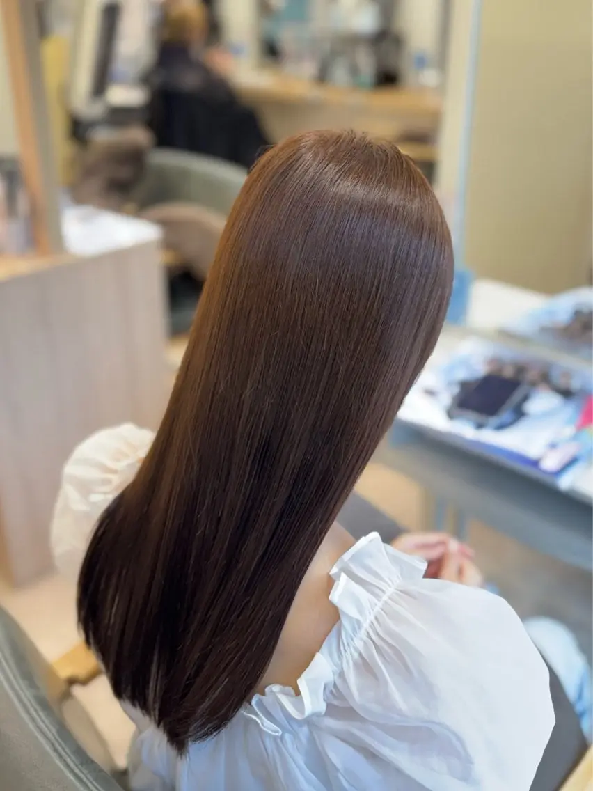 ロング カット ヘアカラー トリートメント 艶カラー×レイヤー 🪽maiのヘアスタイル