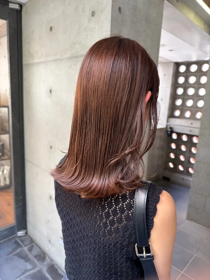 ミディアム カラー ベージュカラー ブリーチ ラベンダーカラー ラベンダーベージュ ブリーチなしカラー カット ヘアカラー トリートメント ROUTE KOUTAのヘアスタイル