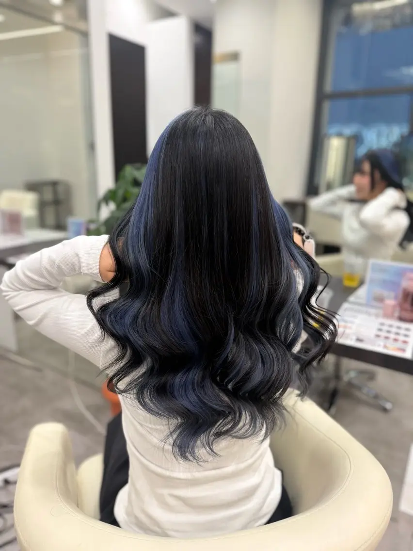 ロング カラー デザインカラー ヘアカラー トリートメント 渋谷髪質改善/縮毛 矯正/かすが🪽🫧のヘアスタイル