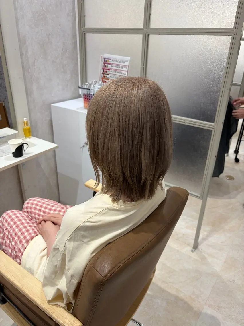ミディアム カット ヘアカラー トリートメント ヘアセット 💙まこと💙艶 カラー(Rico)のヘアスタイル