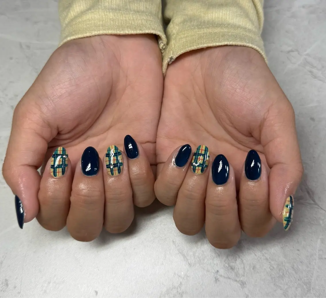 ネイル yotsuha 🍀のネイルデザイン