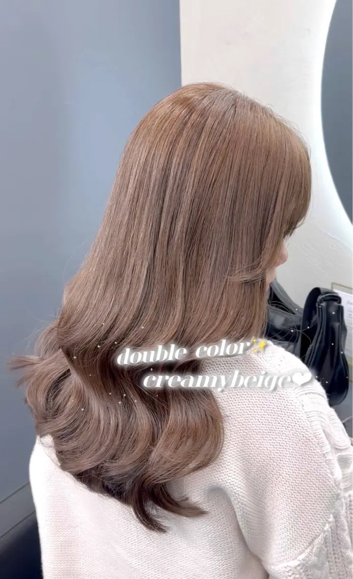 ロング カラー アッシュ ベージュカラー 黒髪 透明感カラー ヘアカラー 新宿⌇韓国風ヘア ⌇透明感カラーのヘアスタイル