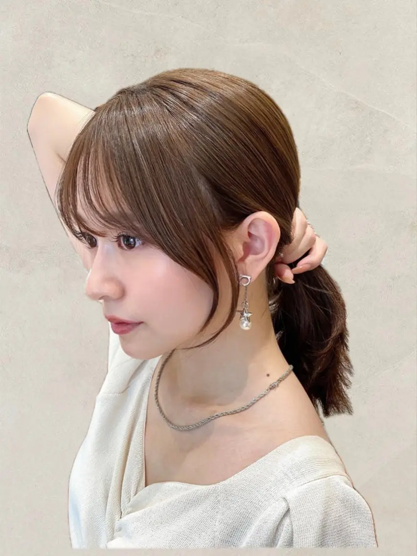 ミディアム 顔周りカット サイドバング 小顔カット カット ヘアカラー トリートメント 🧡くびれヘア/前髪 顔周り🧡久原結衣のヘアスタイル