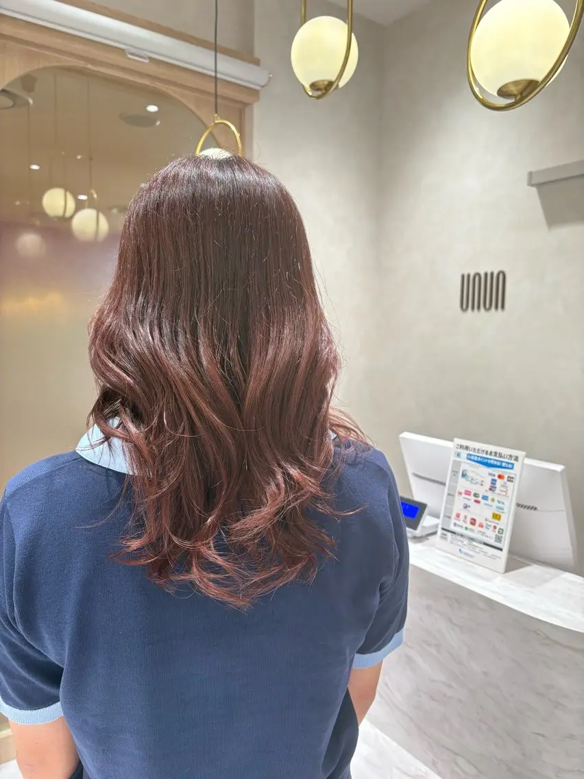 ロング カラー カット ヘアカラー レディース募集中🎀 陸 愛夏のヘアスタイル