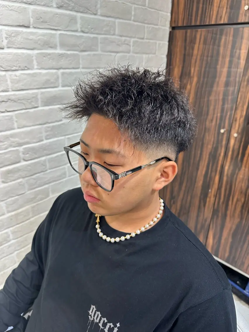 メンズ パーマ 米山 陽太のヘアスタイル