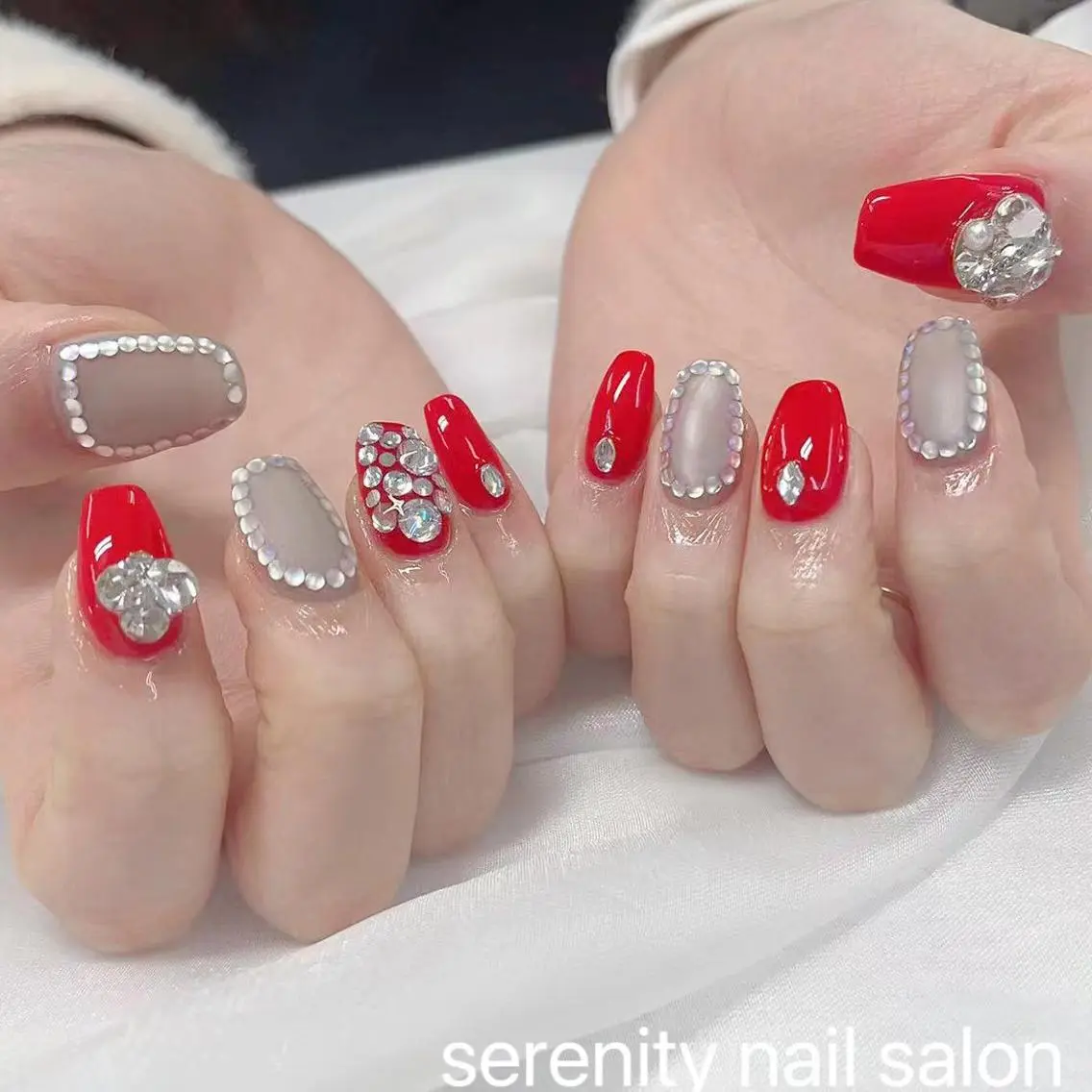 ネイル ハンドネイル ハンドケア ✨Serenity Nail salonのネイルデザイン