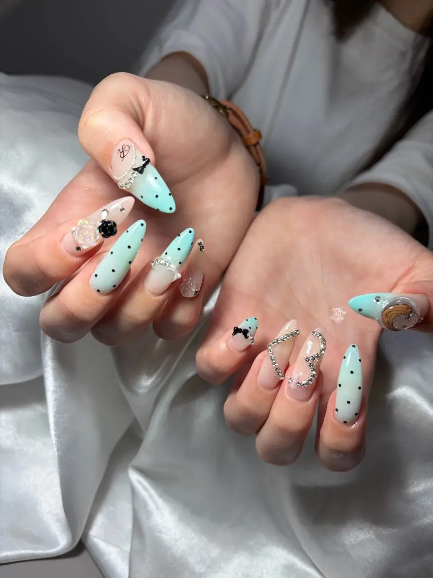 ネイル ハンドネイル nailroom sb𓈒𓂂𓏸のネイルデザイン