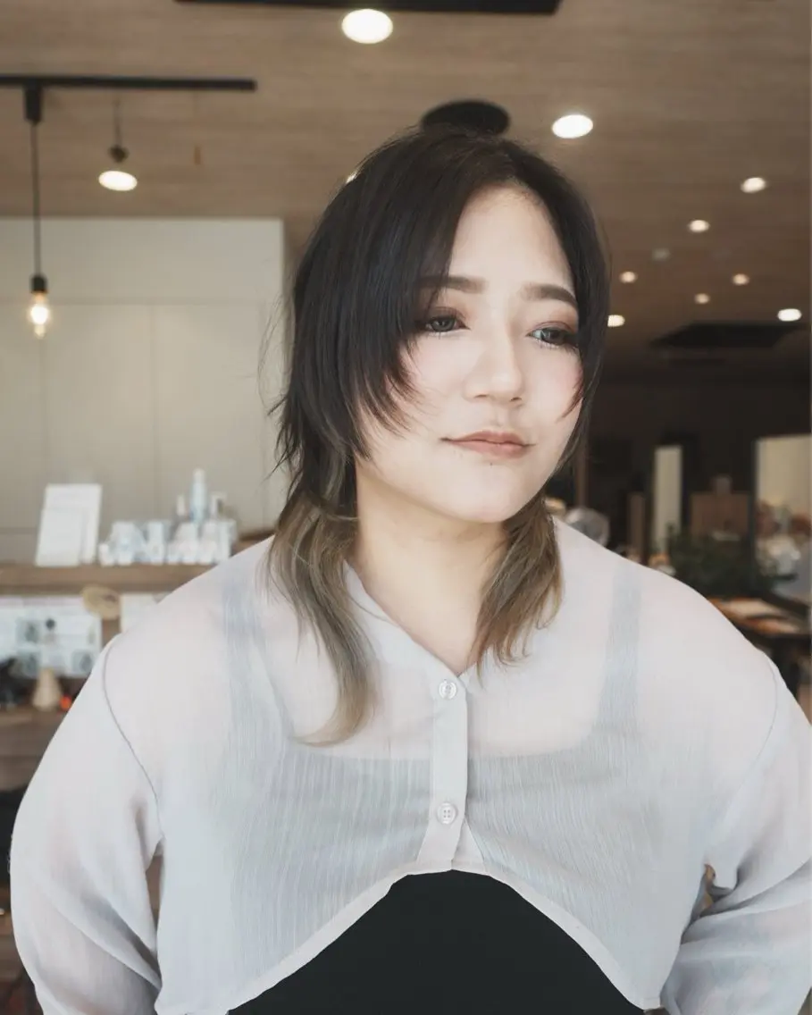 ショート レイヤーカット ショートヘア ウルフカット ウルフレイヤー カット ヘアカラー 似合わせ レイヤー須川のヘアスタイル