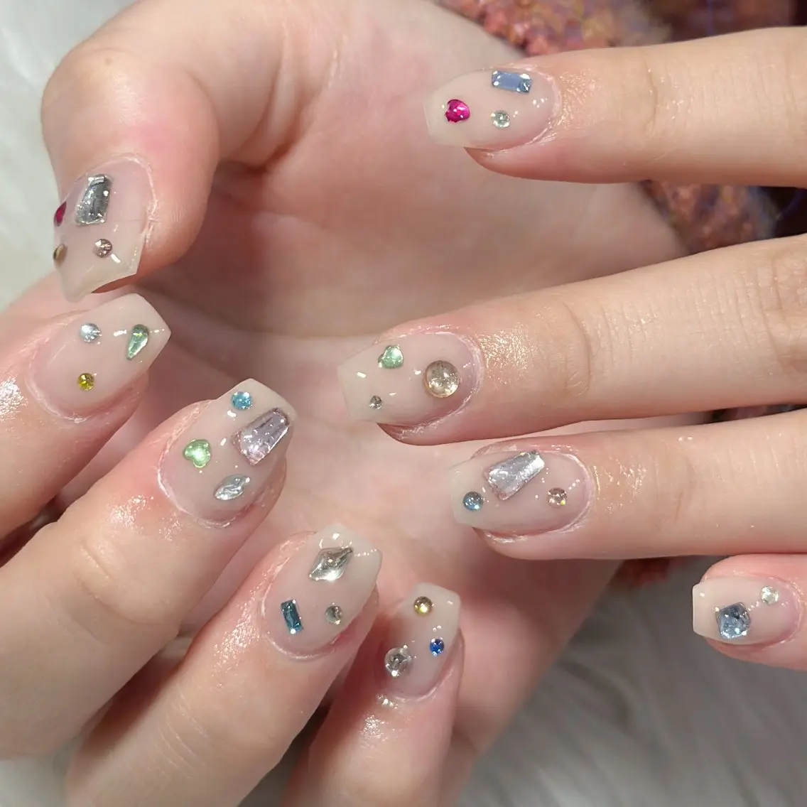 ネイル ハンドネイル フットネイル LAVISH nanamiのネイルデザイン