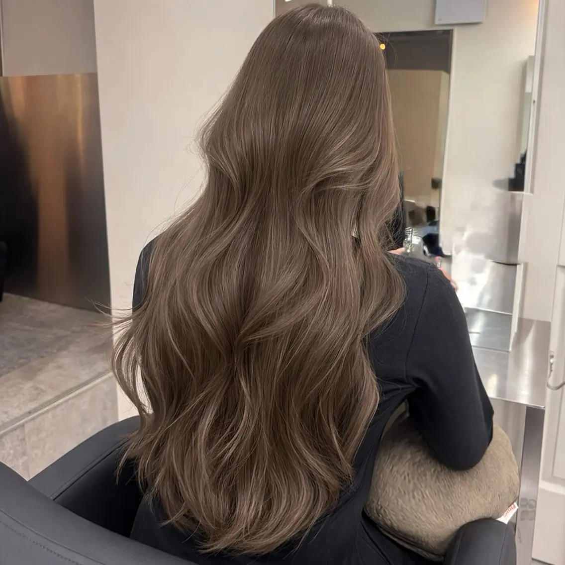 セミロング カット ヘアカラー トリートメント 🕊️ナチュラル盛れ 韓国風艶髪/マホ🫧のヘアスタイル