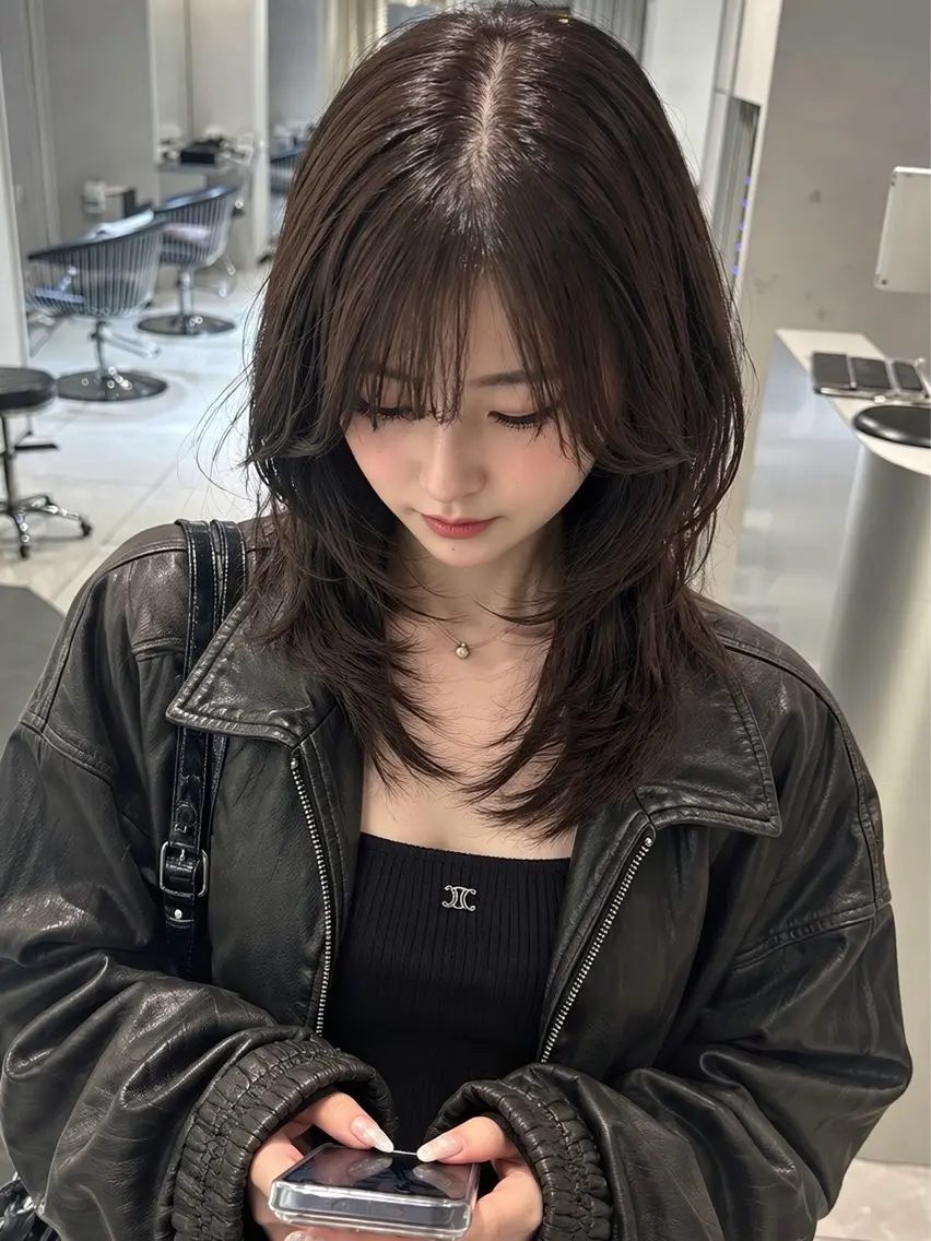ミディアム カラー カット ヘアカラー トリートメント 韓国ハイレイヤー ハッシュカット特化のヘアスタイル