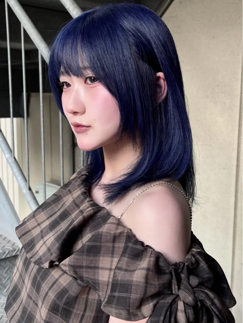 カラー 透明感カラー ハイトーンカラー ネイビーカラー ヘアカラー トリートメント 名古屋/栄/ カラー/はるなのヘアスタイル