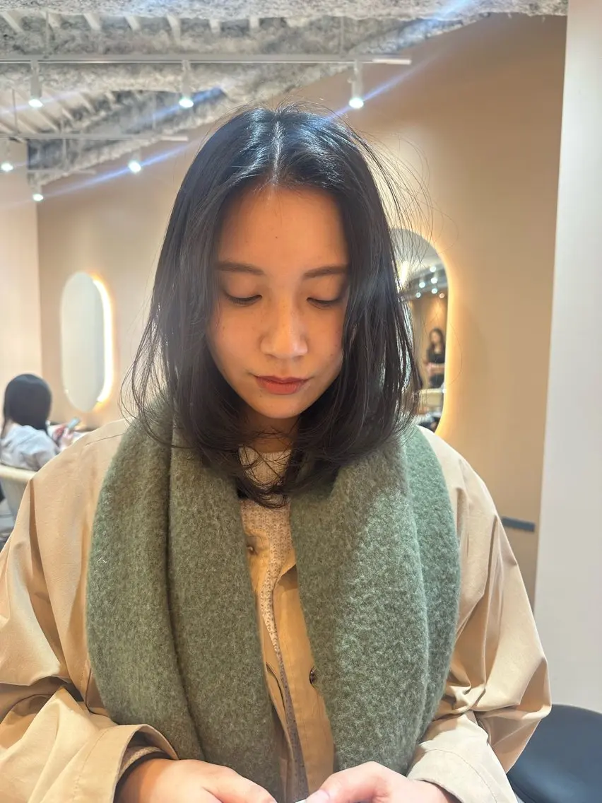 ミディアム ボブレイヤー ボブ レイヤーカット カット ヘアカラー トリートメント AYAKA 下北沢suuのヘアスタイル