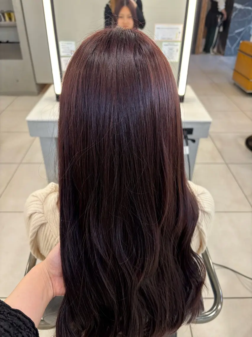 ロング カラー 小室 光瑠のヘアスタイル
