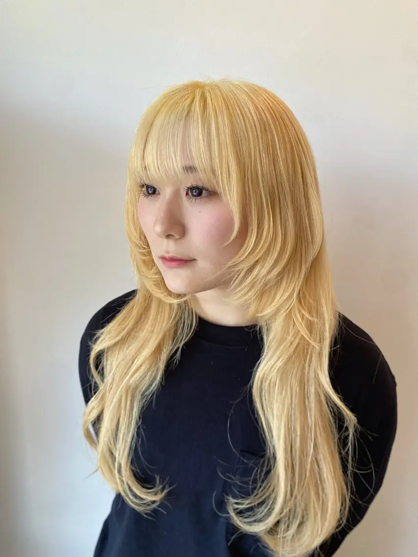 ロング カラー ブリーチ ケアブリーチ イヤリングカラー インナーカラー イエローカラー カット ヘアカラー MIKU ／fulamのヘアスタイル