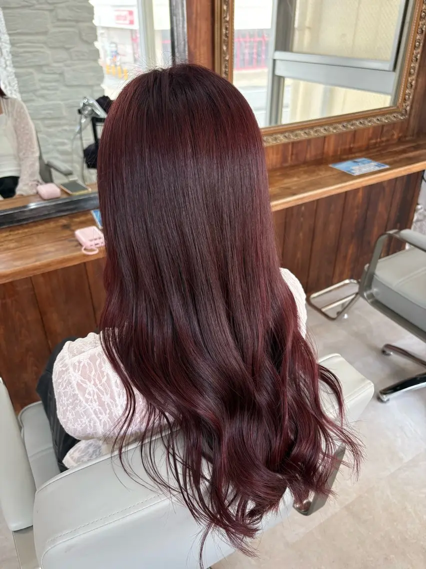 ロング ヘアカラー 安谷屋 こはるのヘアスタイル