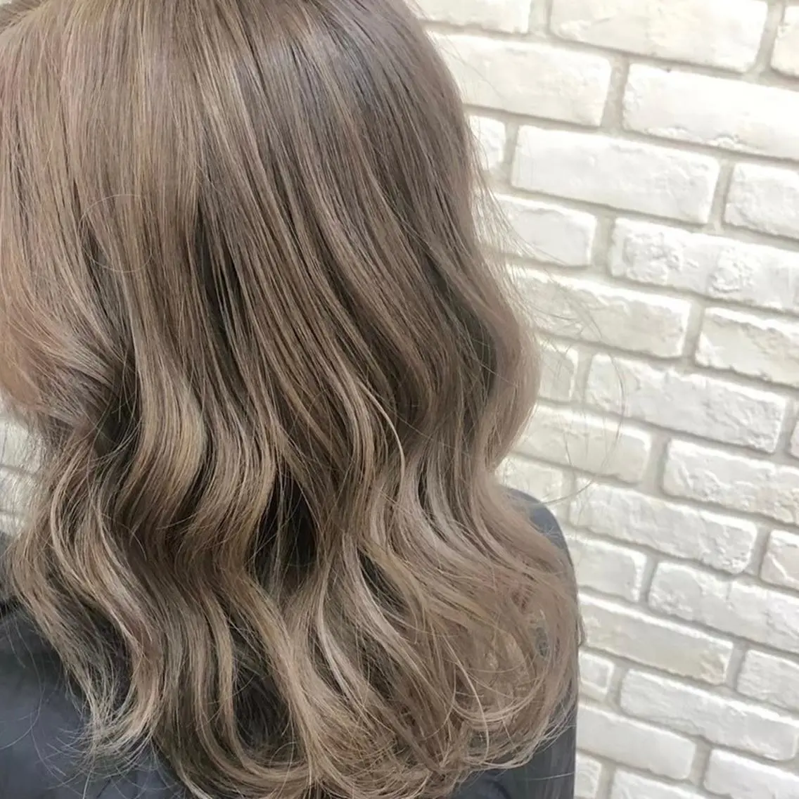ミディアム カラー 池袋駅徒歩4分 hondaのヘアスタイル