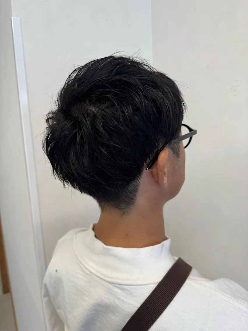 ショート メンズ パーマ/ハイトーン /吉田眞のヘアスタイル