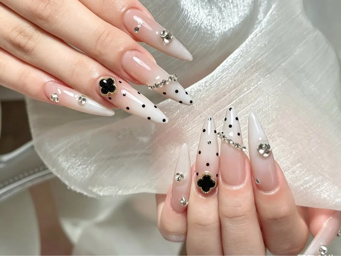 ネイル ハンドネイル ハンドケア ShioriNail (旧:L.nail)のネイルデザイン