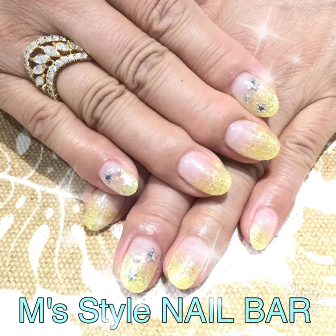 ネイル ゴールド グラデーション ラメ(グリッター) ラメグラデーション 黄色 ハンドネイル M's Style NAIL BARのネイルデザイン