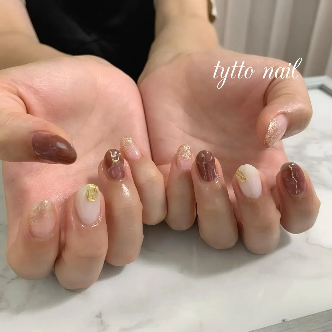 ネイル ブラウン グラデーション ラメ(グリッター) ラメグラデーション ミラーネイル tytto nail ❤︎‪‪eri‪‪のネイルデザイン