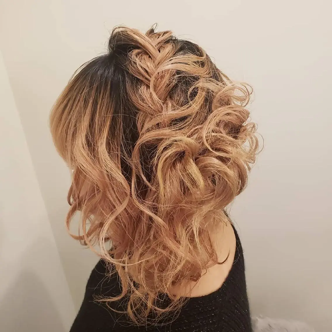 ミディアム 美谷添(ミヤゾエ) まどか大人ヘアサロンのヘアスタイル