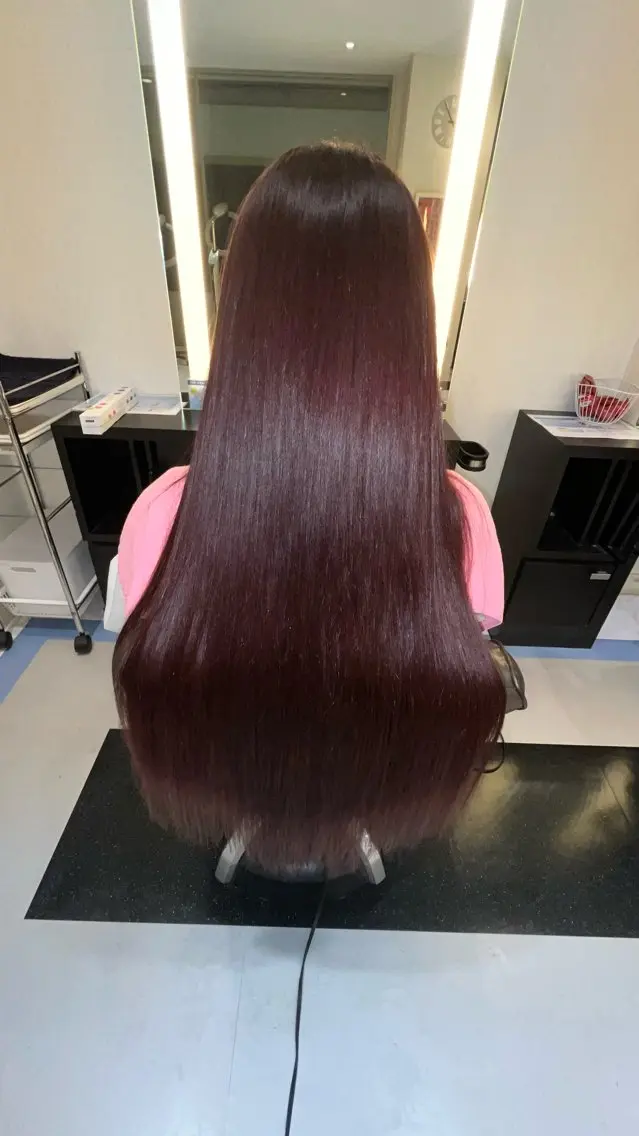 ロング カラー ブリーチ ブリーチなしカラー レッドカラー 牧野 広樹のヘアスタイル
