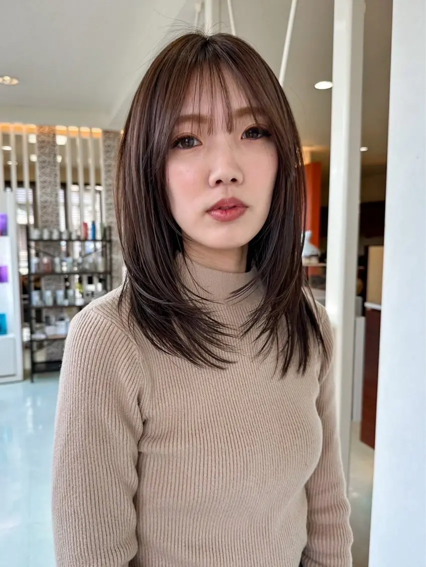 セミロング カラー ブラウンカラー 髪質改善|レイヤー| 三宅星哉のヘアスタイル