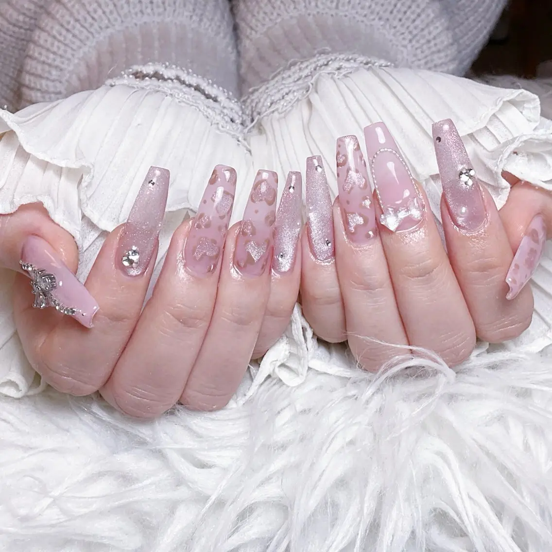 ネイル 🍭Yun nail hyejin🌸のネイルデザイン