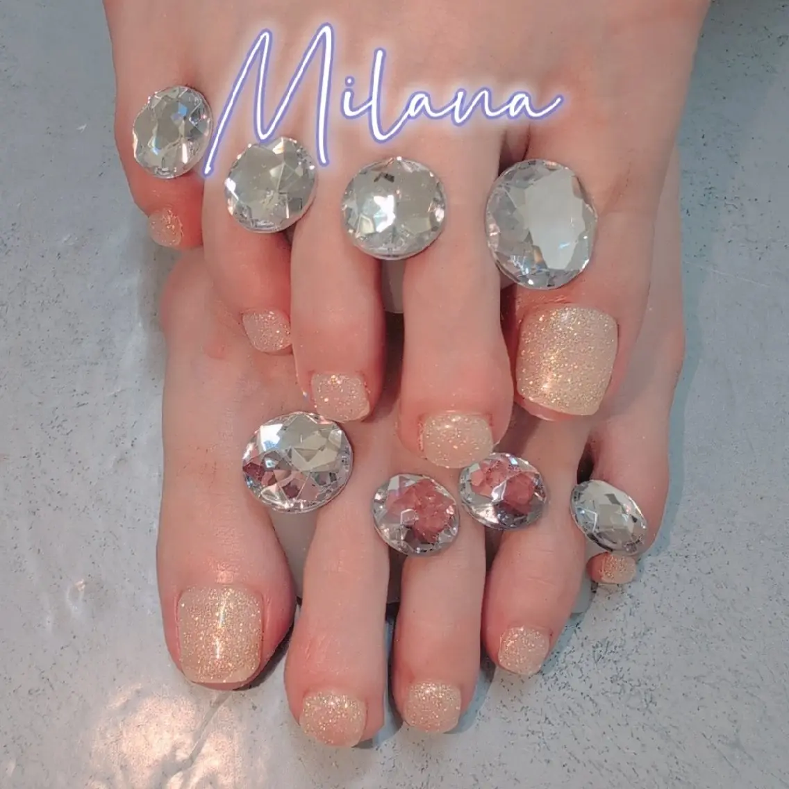 ネイル フットネイル ワンカラーネイル フットネイル Milana 川瀬のネイルデザイン