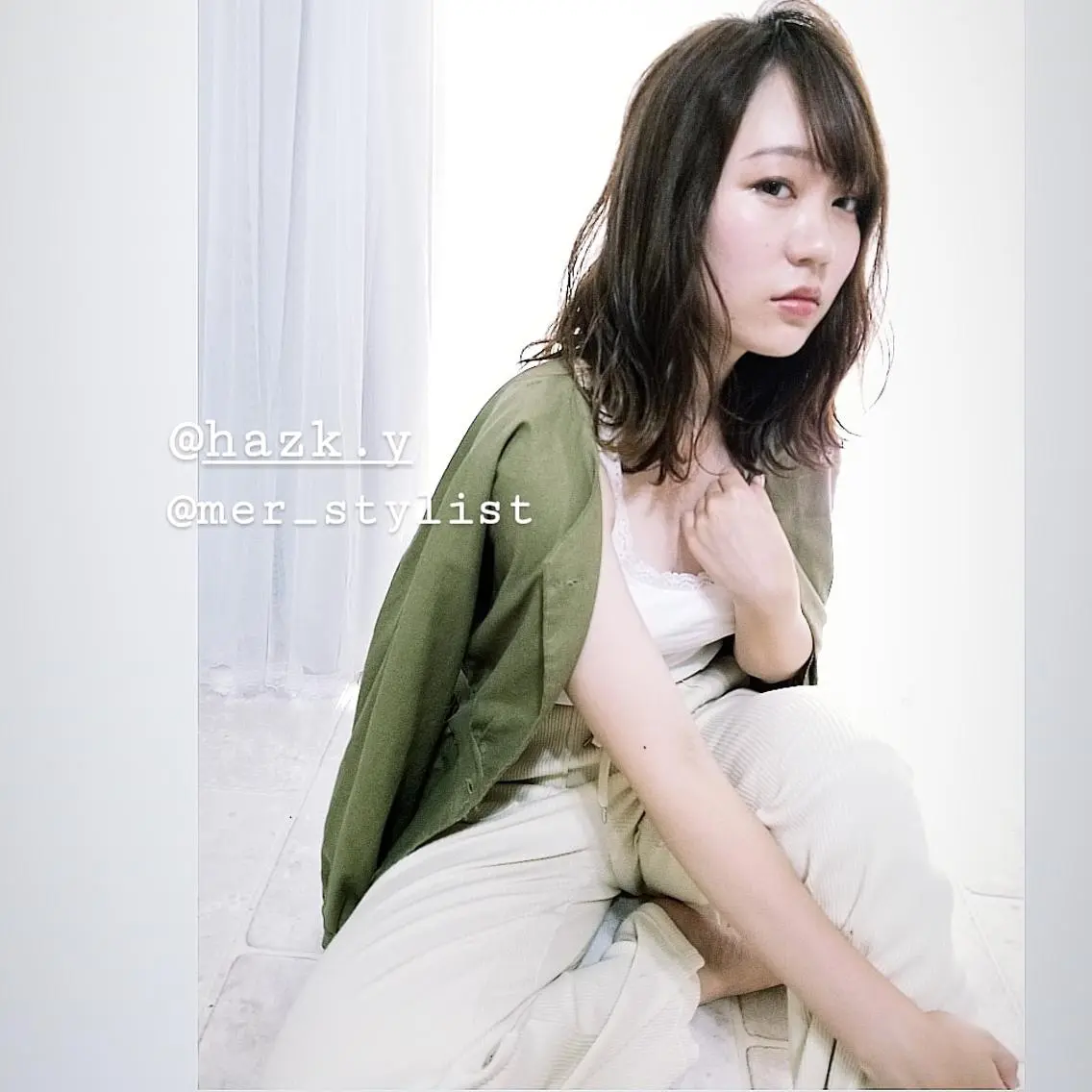 セミロング カラー ヘアアレンジ See by merの眉毛・アイブロウイメージ