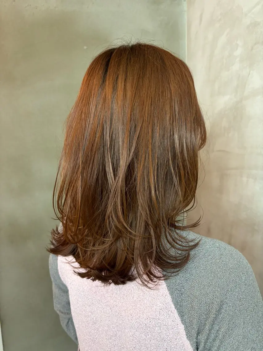 ミディアム レイヤーカット 亀田 魁翔のヘアスタイル