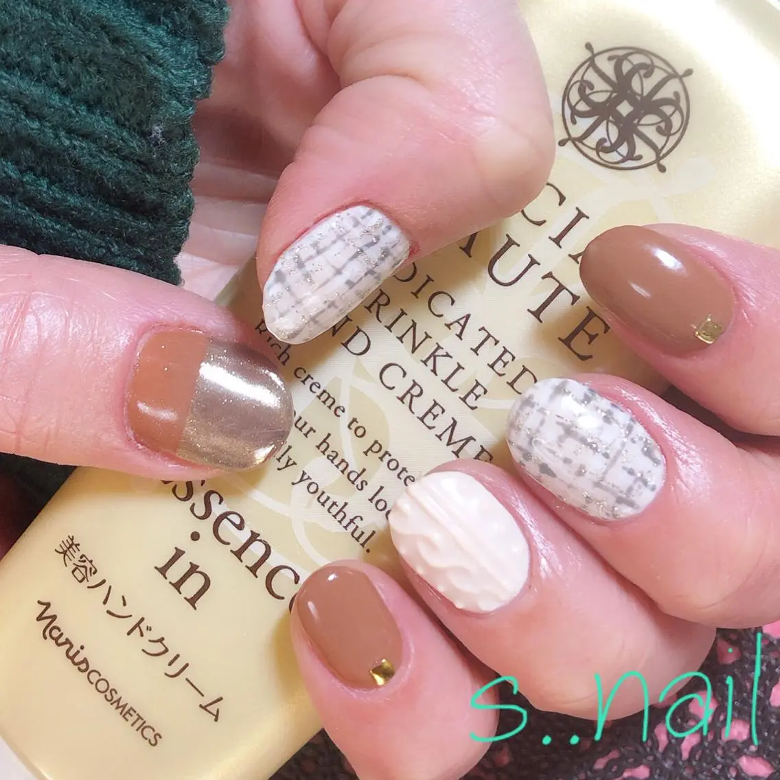 ネイル ミラーネイル 冬ネイル ハンドネイル フットネイル s..nail / MORITAのネイルデザイン