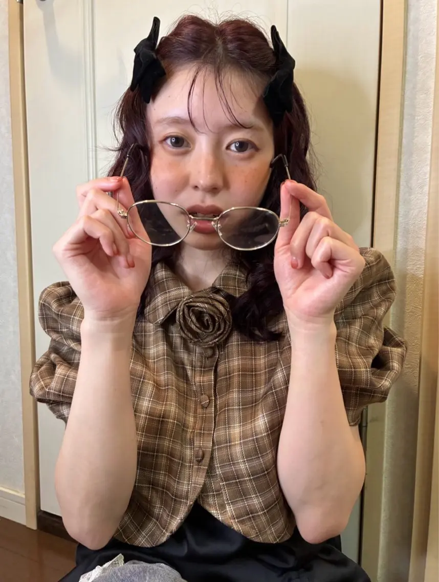 ミディアム カット ヘアカラー トリートメント naco透明感カラー レイヤーカット🩰のヘアスタイル