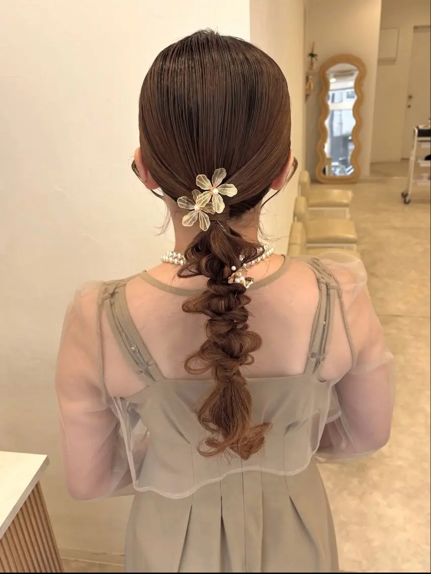 ヘアアレンジ ヘアカラー トリートメント ヘアセット しょうのともき ／グラデーションボブのヘアスタイル