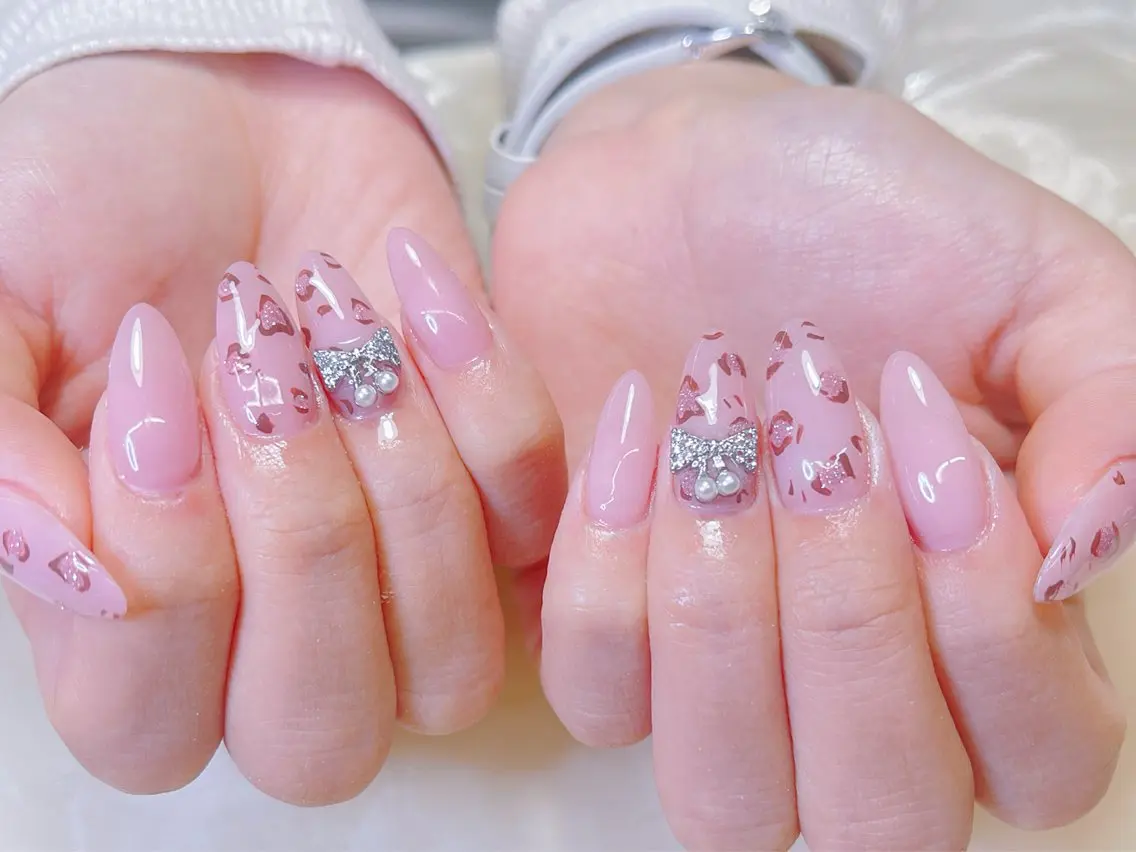 ネイル 🎀ネイルサロン エクラYUI🎀のネイルデザイン
