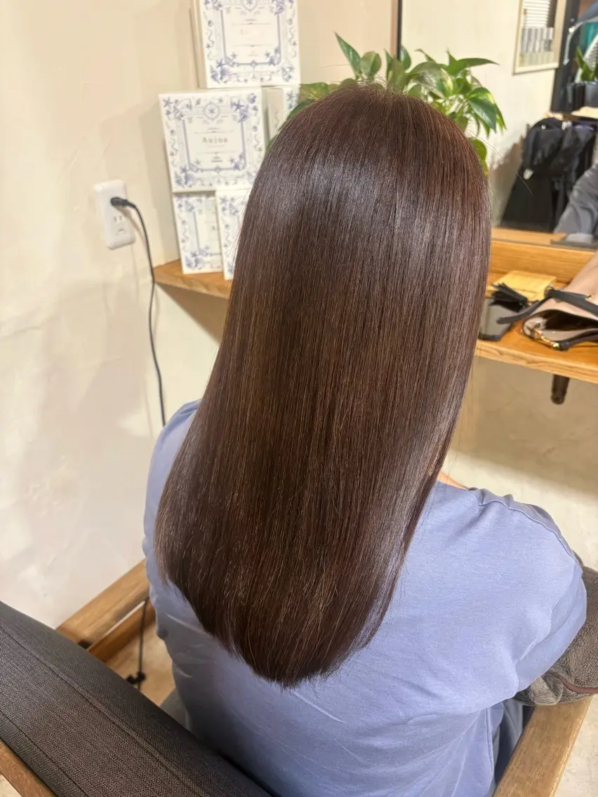 セミロング カラー 木崎 優来のヘアスタイル