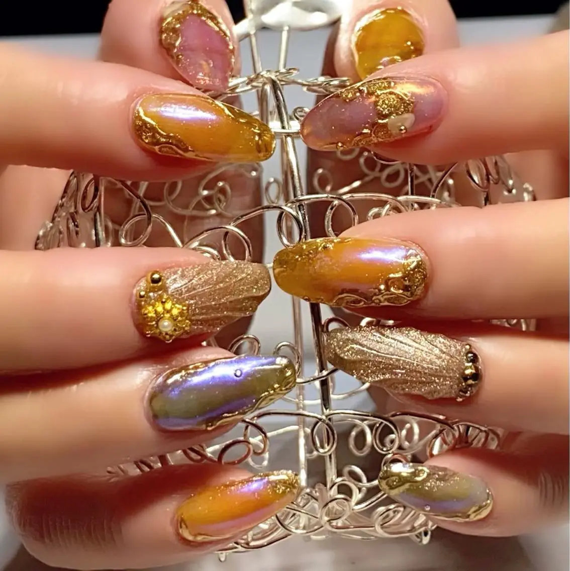 ネイル アートネイル ミラーネイル Nail salon MEGUMIのネイルデザイン