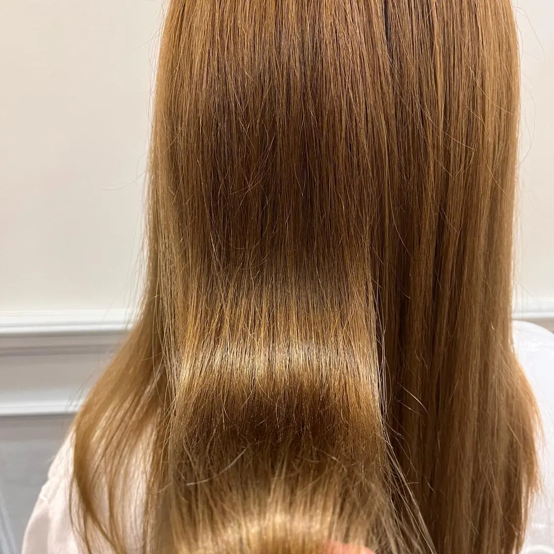 セミロング カラー トリートメント よしだ しおりのヘアスタイル