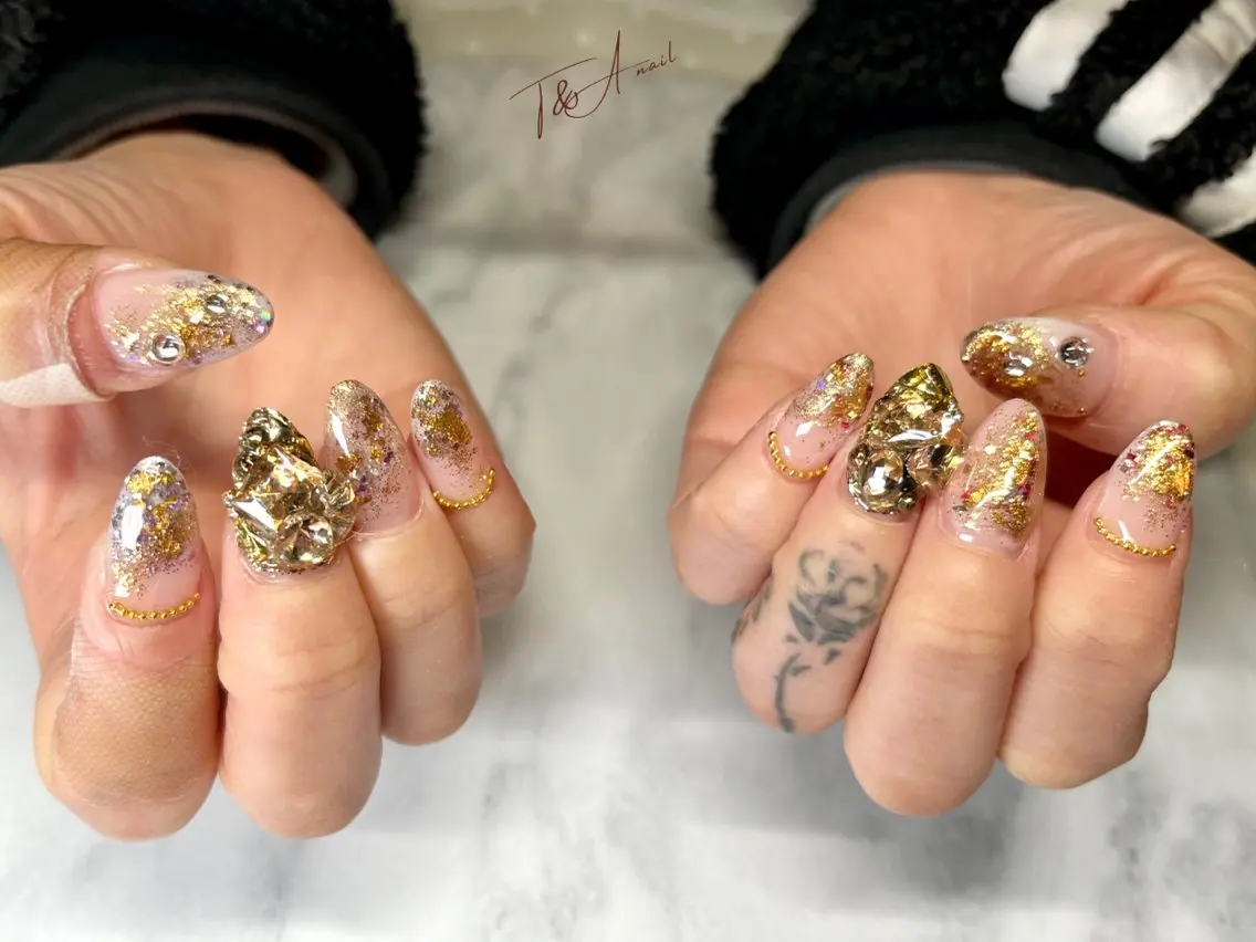 ネイル 長さ出し ジェルネイル ゴールド スカルプネイル T&A nailのネイルデザイン